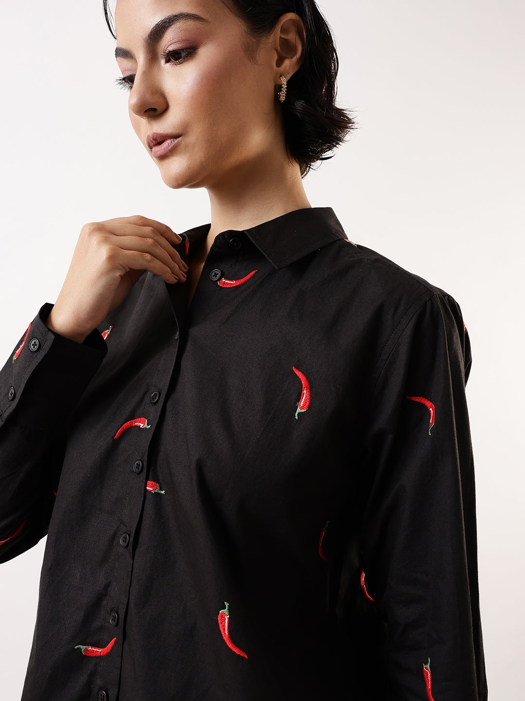 Hubberholme Women Comfort Fit Solid Spread Collar Pure Cotton Casual Shirt
