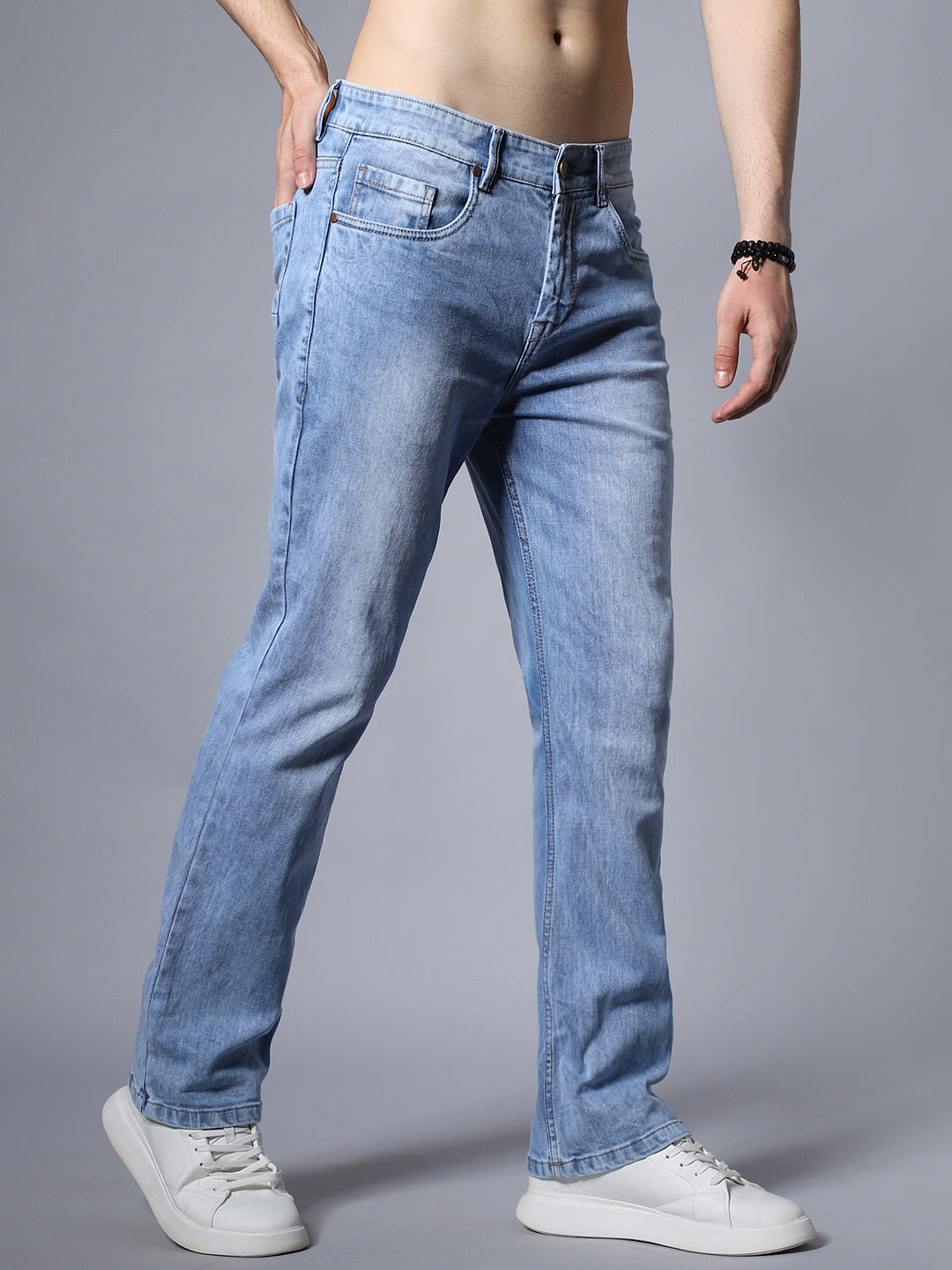 Men Low-Rise Regular Fit Clean Look Light Fade Stretchable Jeans