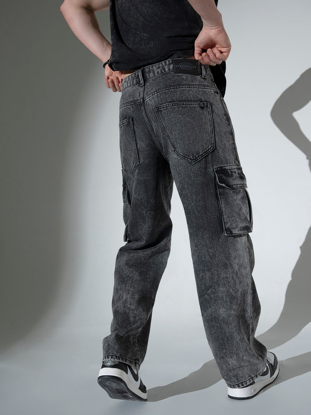 Hubberholme Men Clean Look Relaxed Fit Heavy Fade Pure Cotton Jeans