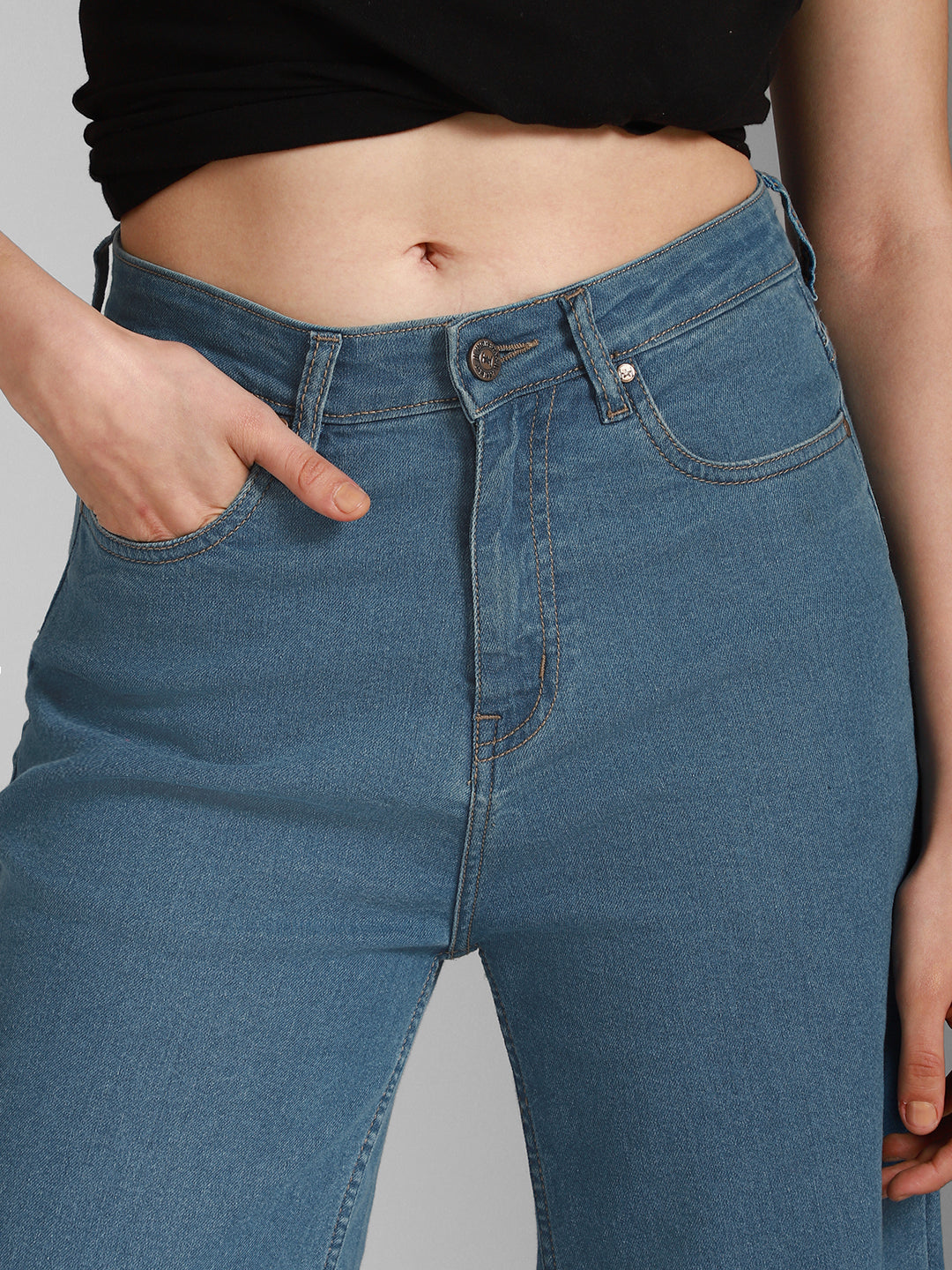 Women Clean lookÂ  Wide Leg High-Rise Stretchable Jeans