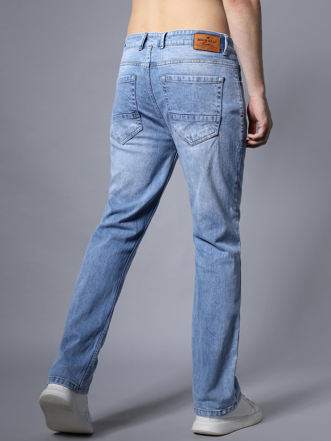 Men Low-Rise Regular Fit Clean Look Light Fade Stretchable Jeans