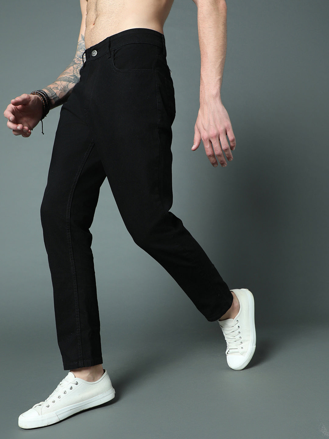 Men Slim Fit Mid-Rise Stretchable Jeans