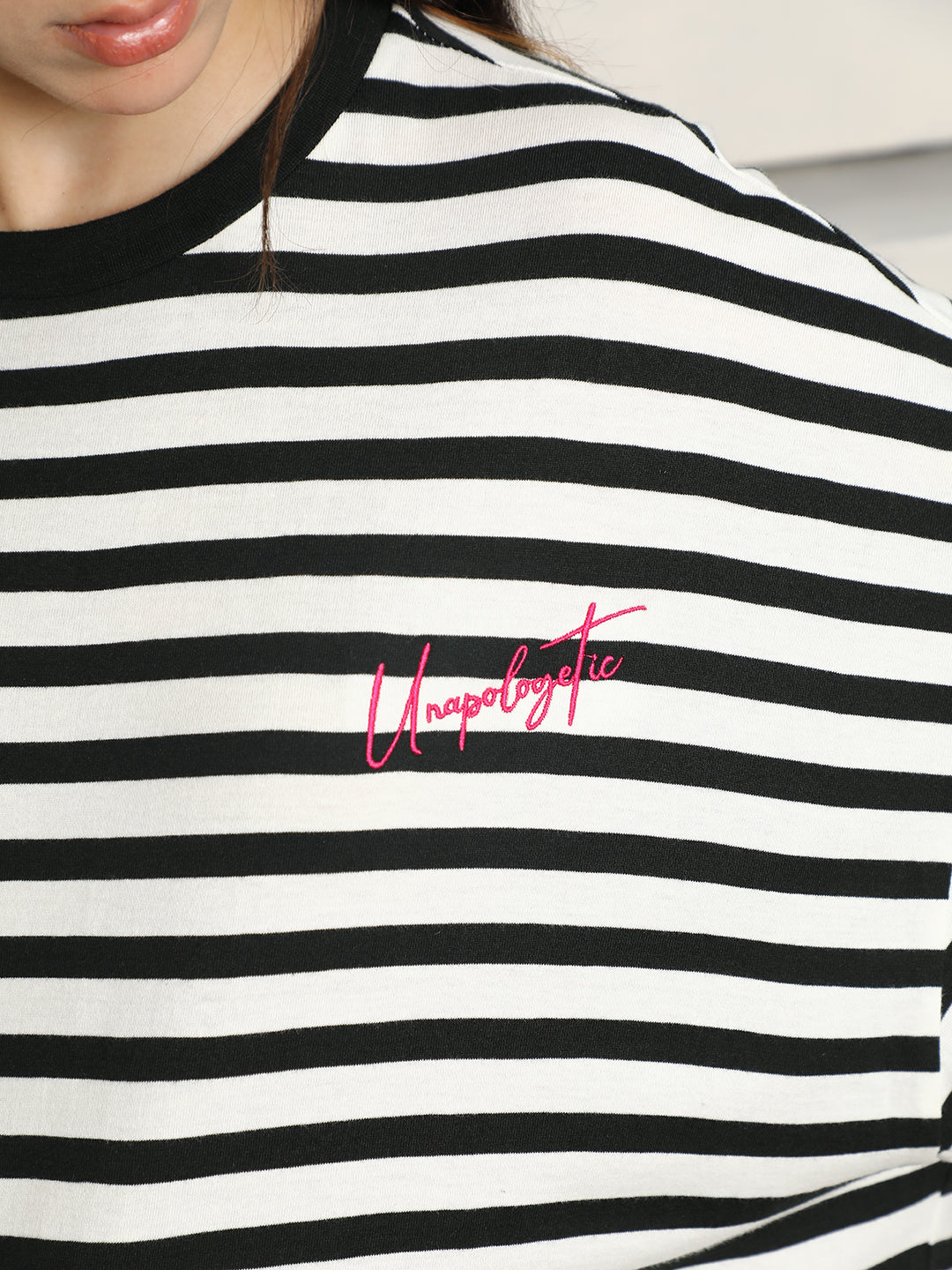 Women Striped Drop-Shoulder Sleeves Monochrome Embroidered T-shirt