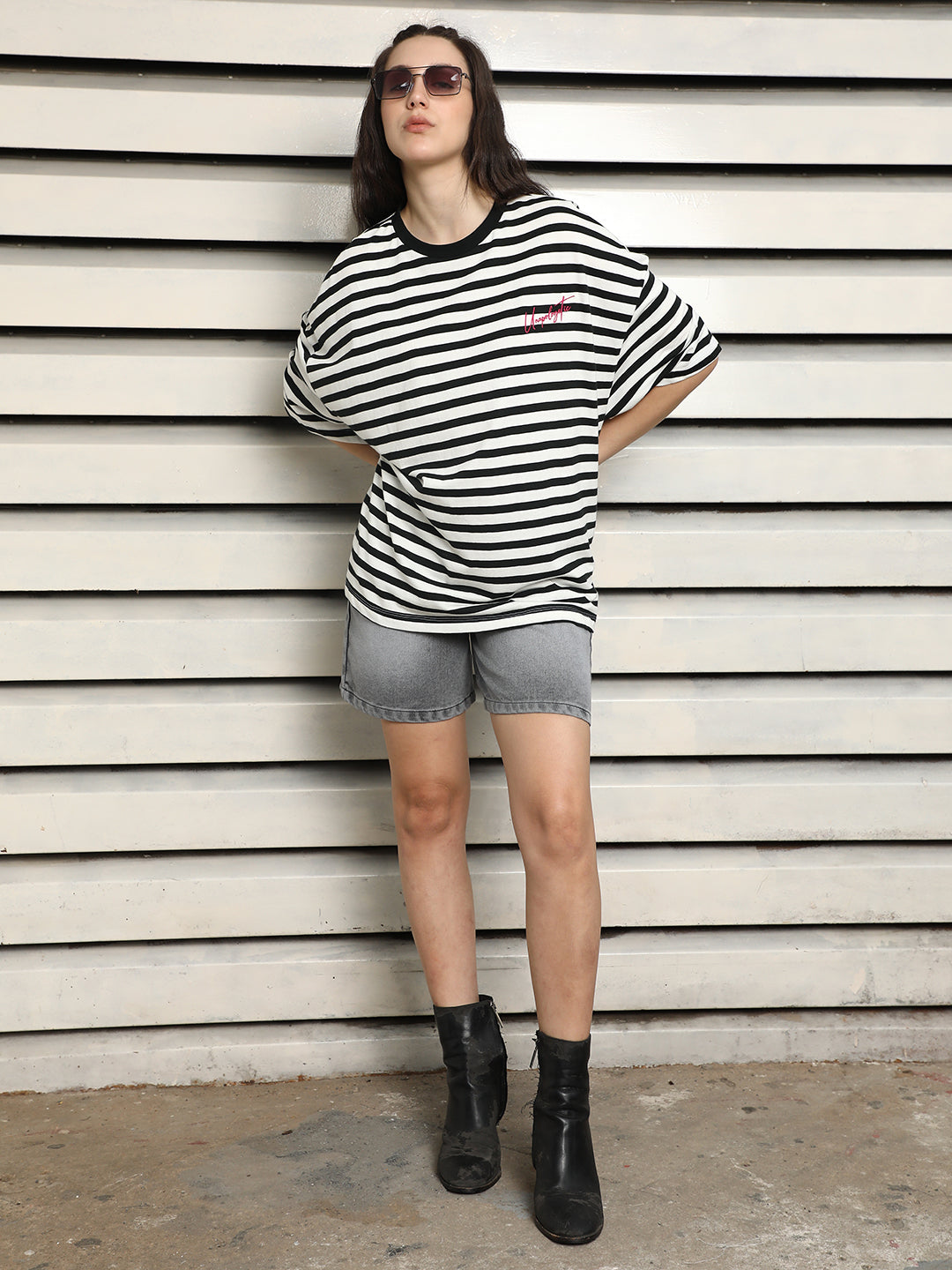 Women Striped Drop-Shoulder Sleeves Monochrome Embroidered T-shirt