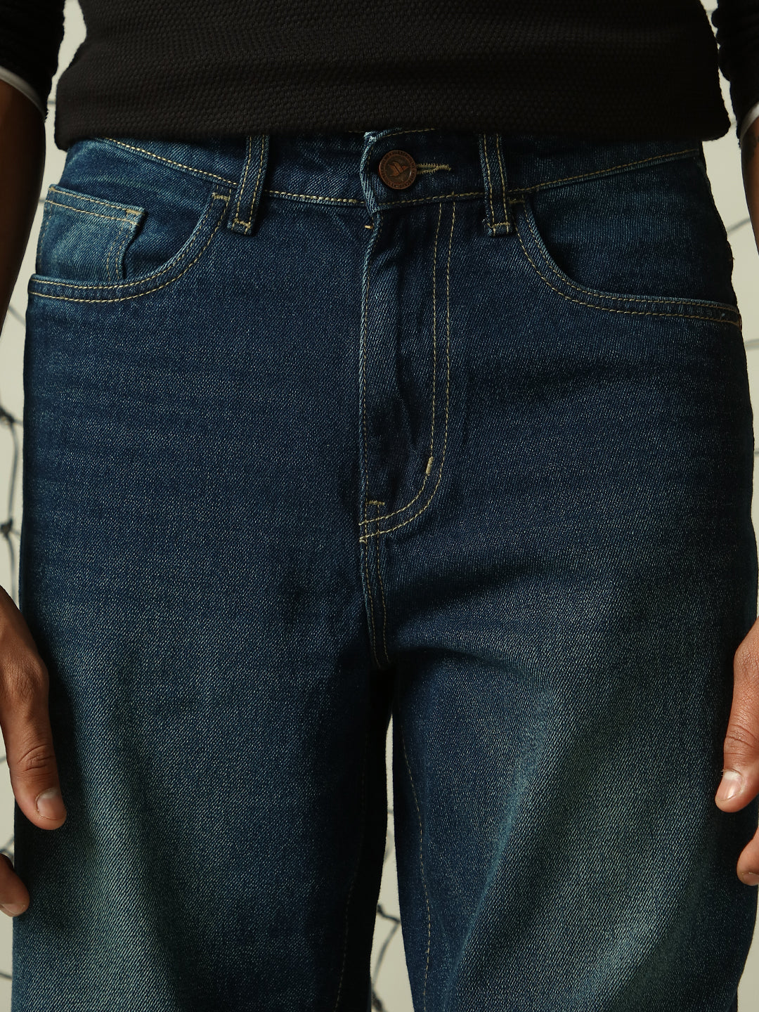 Hubberholme Men Loose Relaxed Baggy Fit Mildly Faded Parachute Detail Jeans