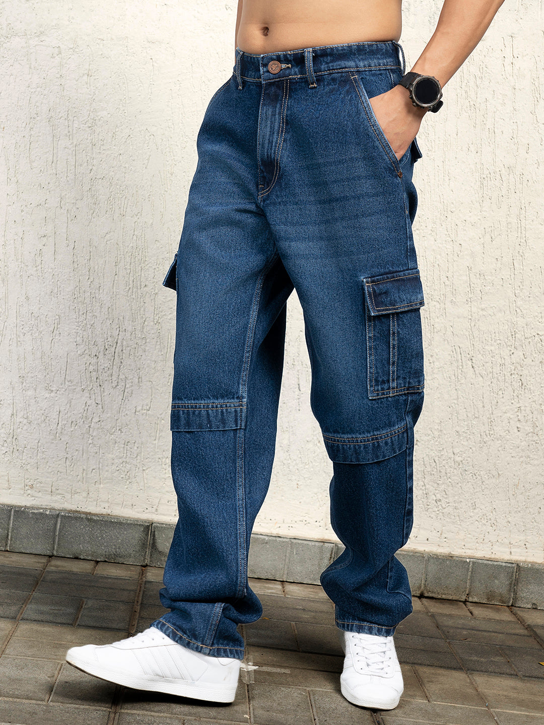 Hubberholme Men Straight Fit  Light Fade Jeans