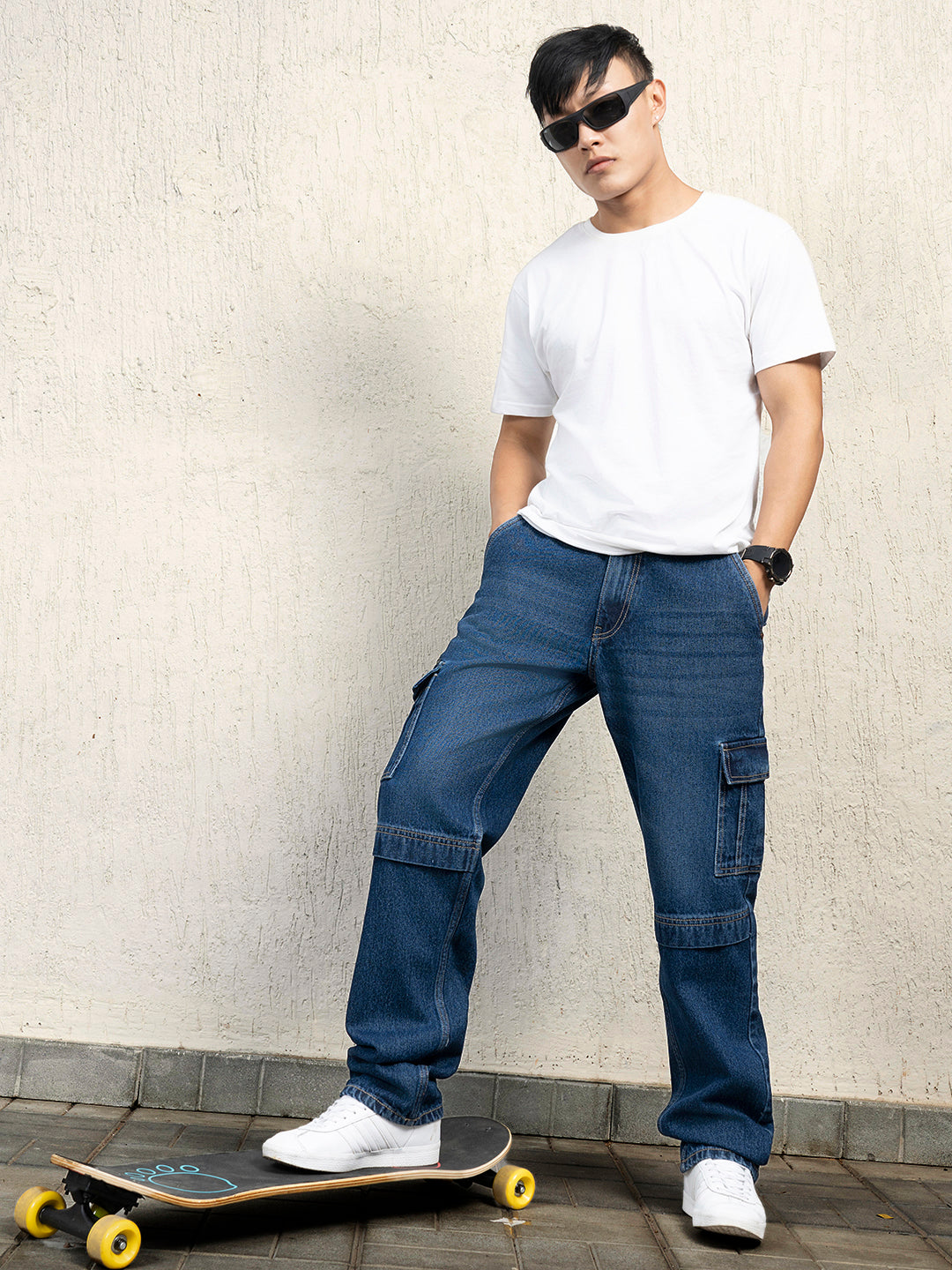Hubberholme Men Straight Fit  Light Fade Jeans