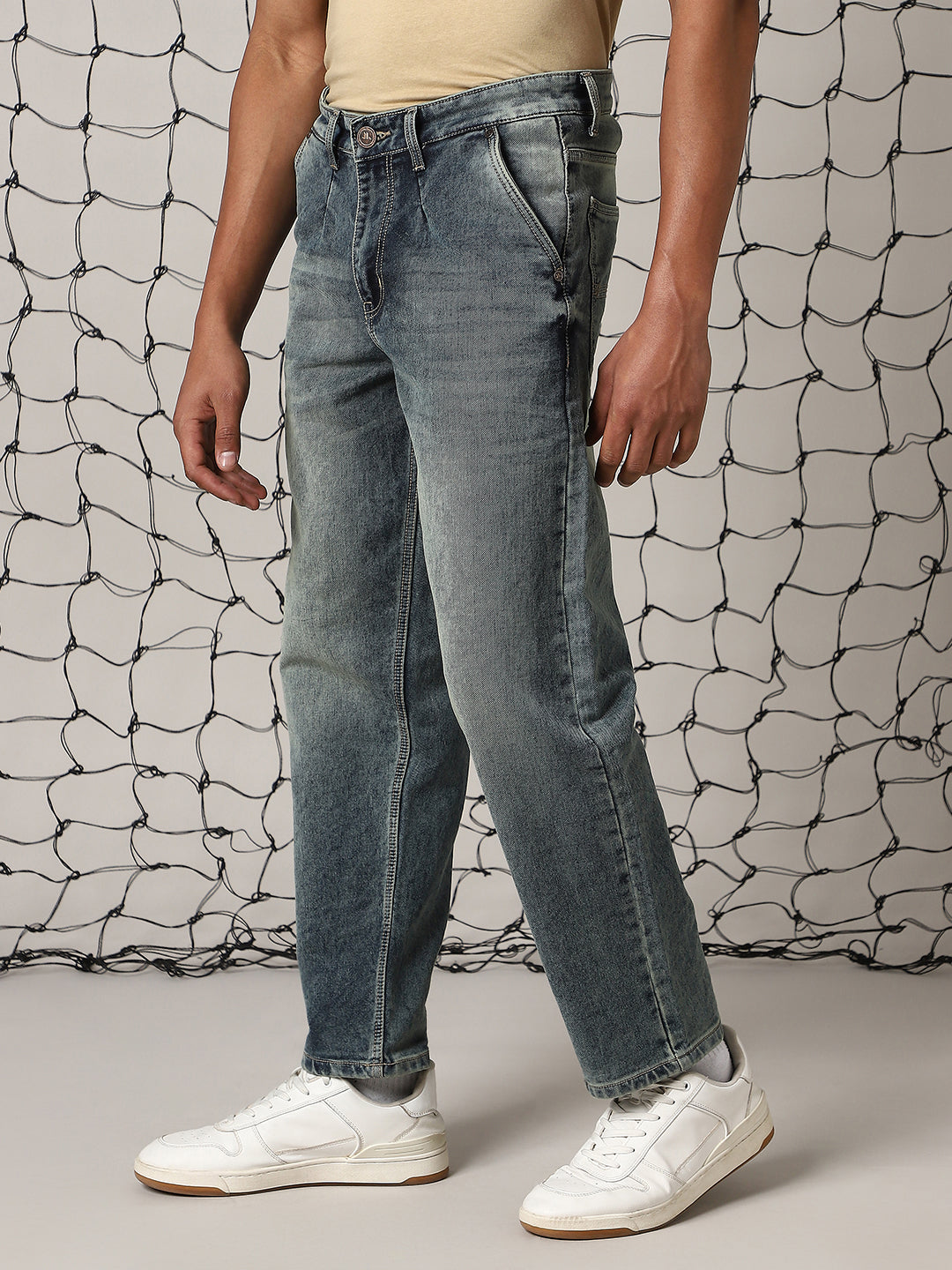 Hubberholme Men Relaxed Fit Comfort Relaxed Fit Heavy Fade Jeans