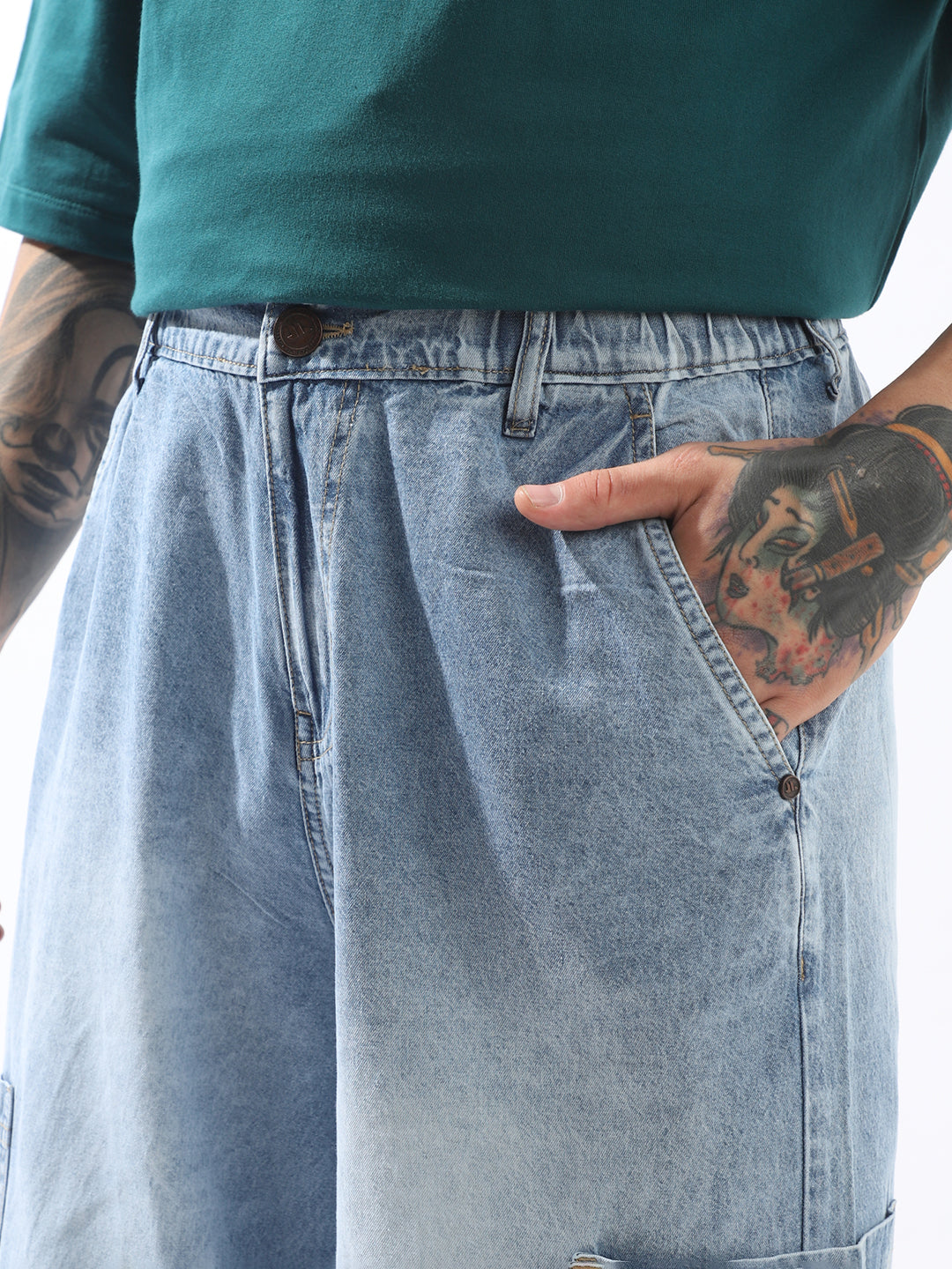 Hubberholme Men Comfort Relaxed Fit Mid-Rise Heavy Fade Perachute Jeans