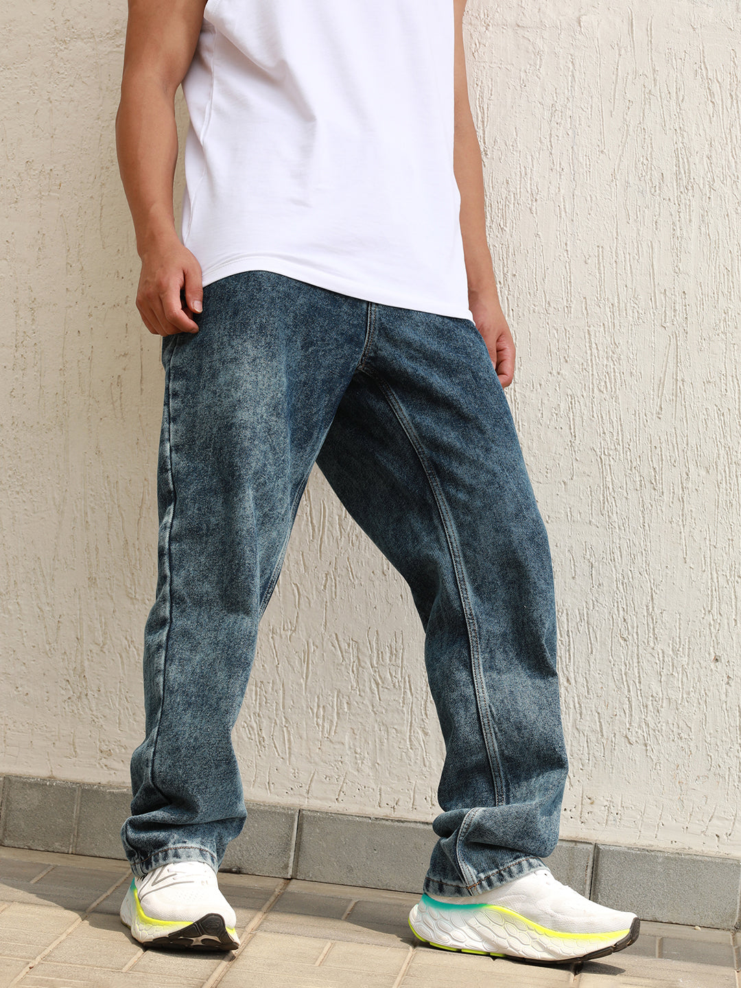 Hubberholme Men Straight Fit Clean Look Light Fade Pure Cotton Jeans