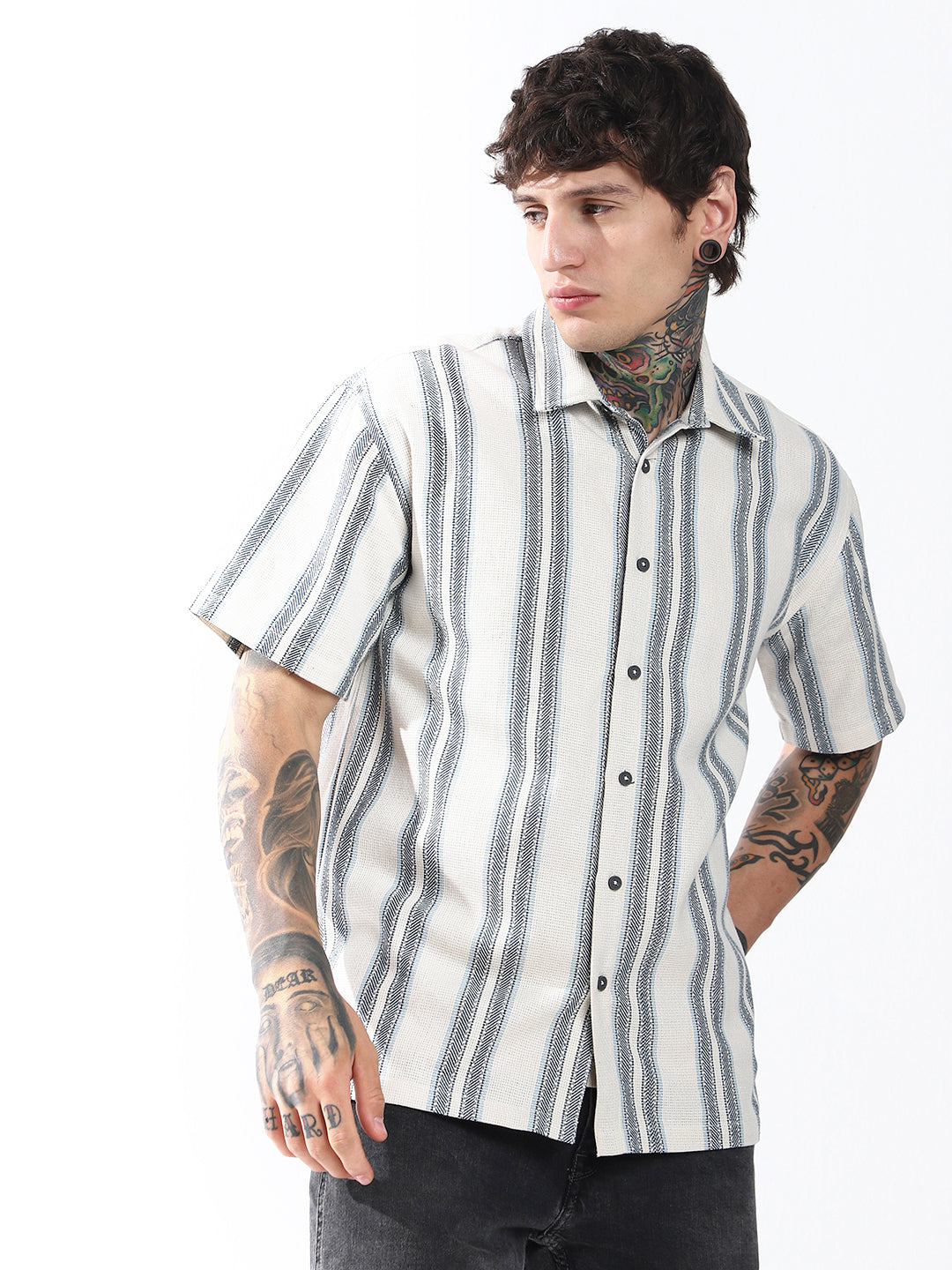 Hubberholme Men Relaxed Opaque Striped Casual Shirt