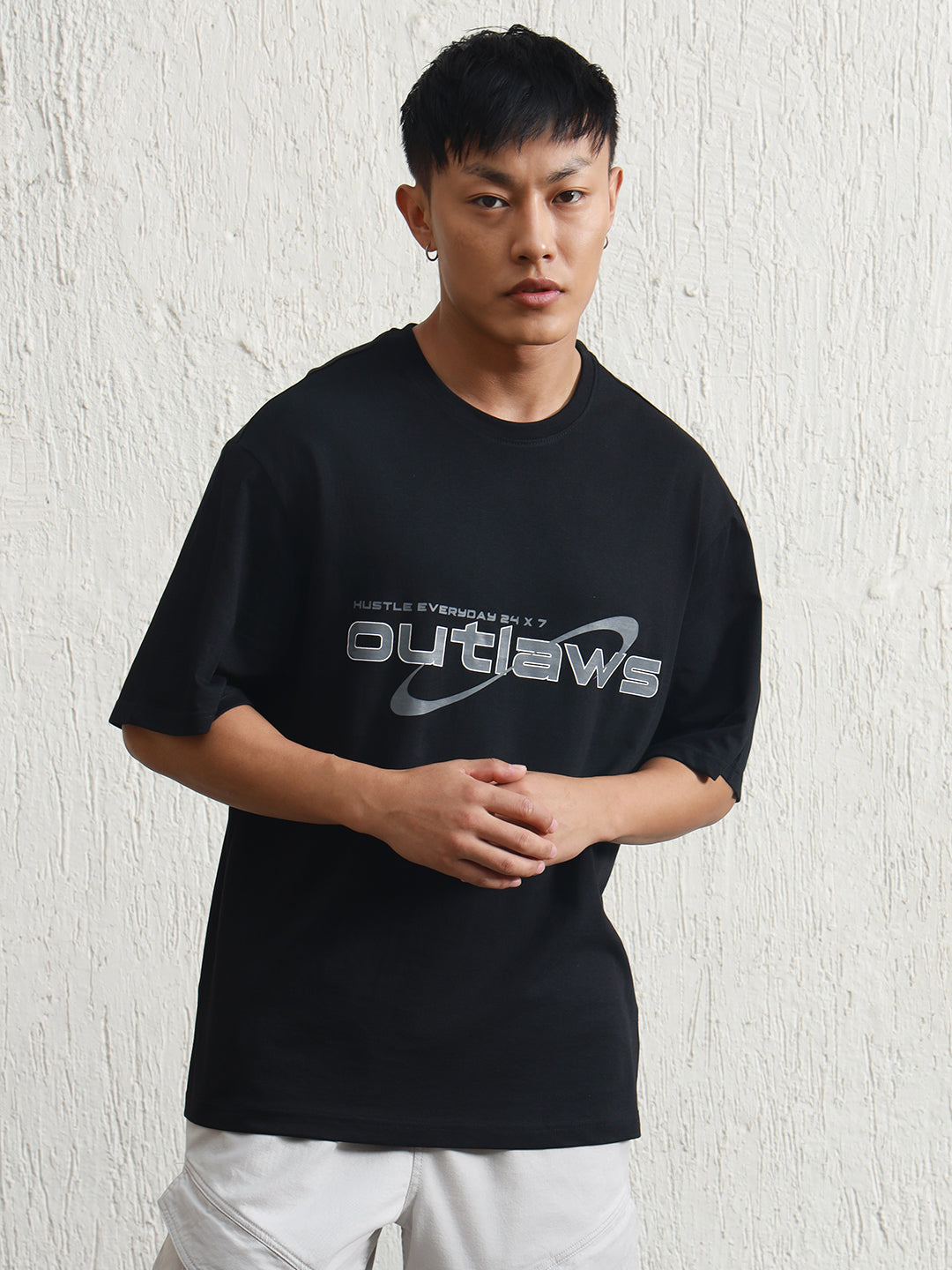 Hubberholme Pure Cotton Graphic Printed Drop Shoulder Relaxed Fit T-shirt