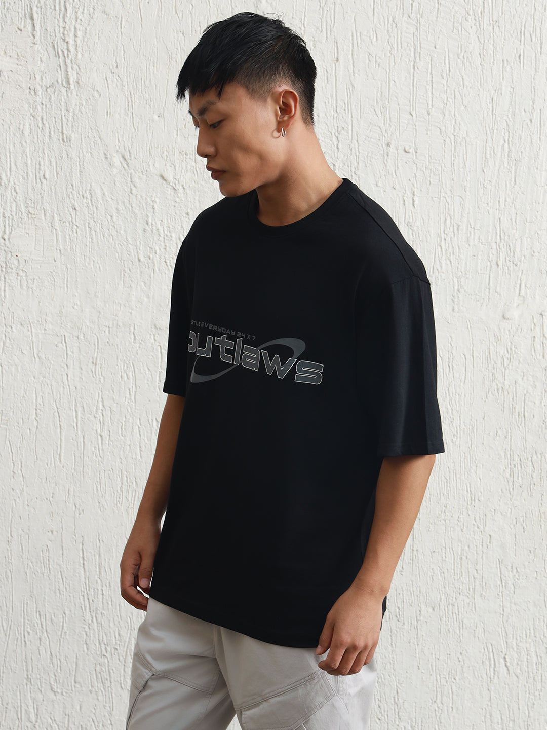 Hubberholme Pure Cotton Graphic Printed Drop Shoulder Relaxed Fit T-shirt