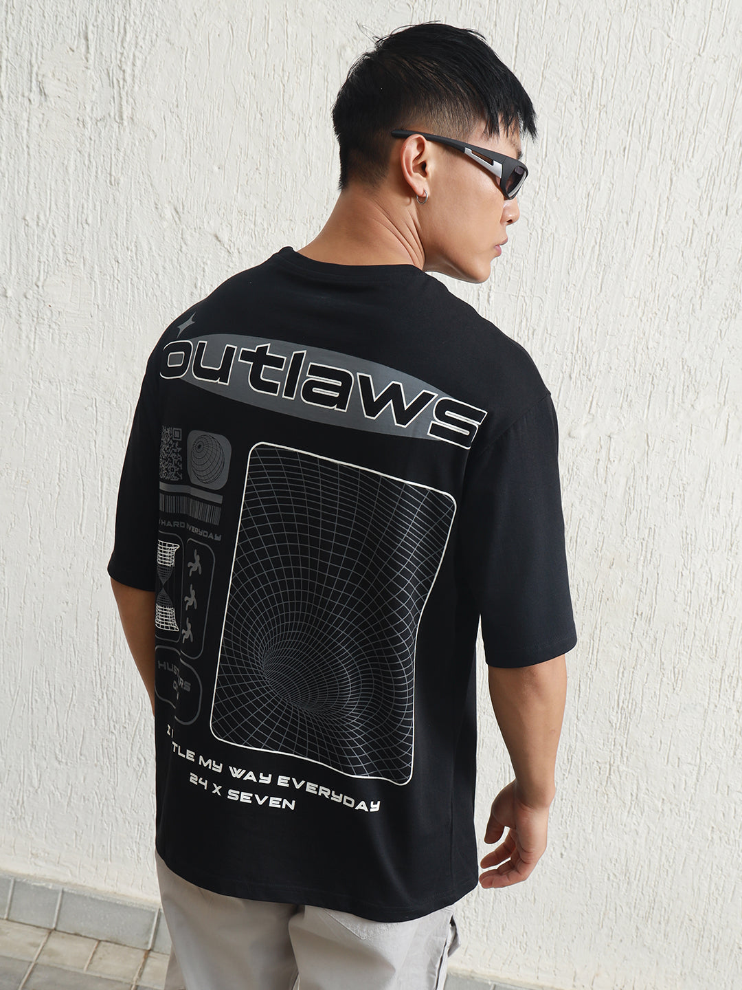 Hubberholme Pure Cotton Graphic Printed Drop Shoulder Relaxed Fit T-shirt