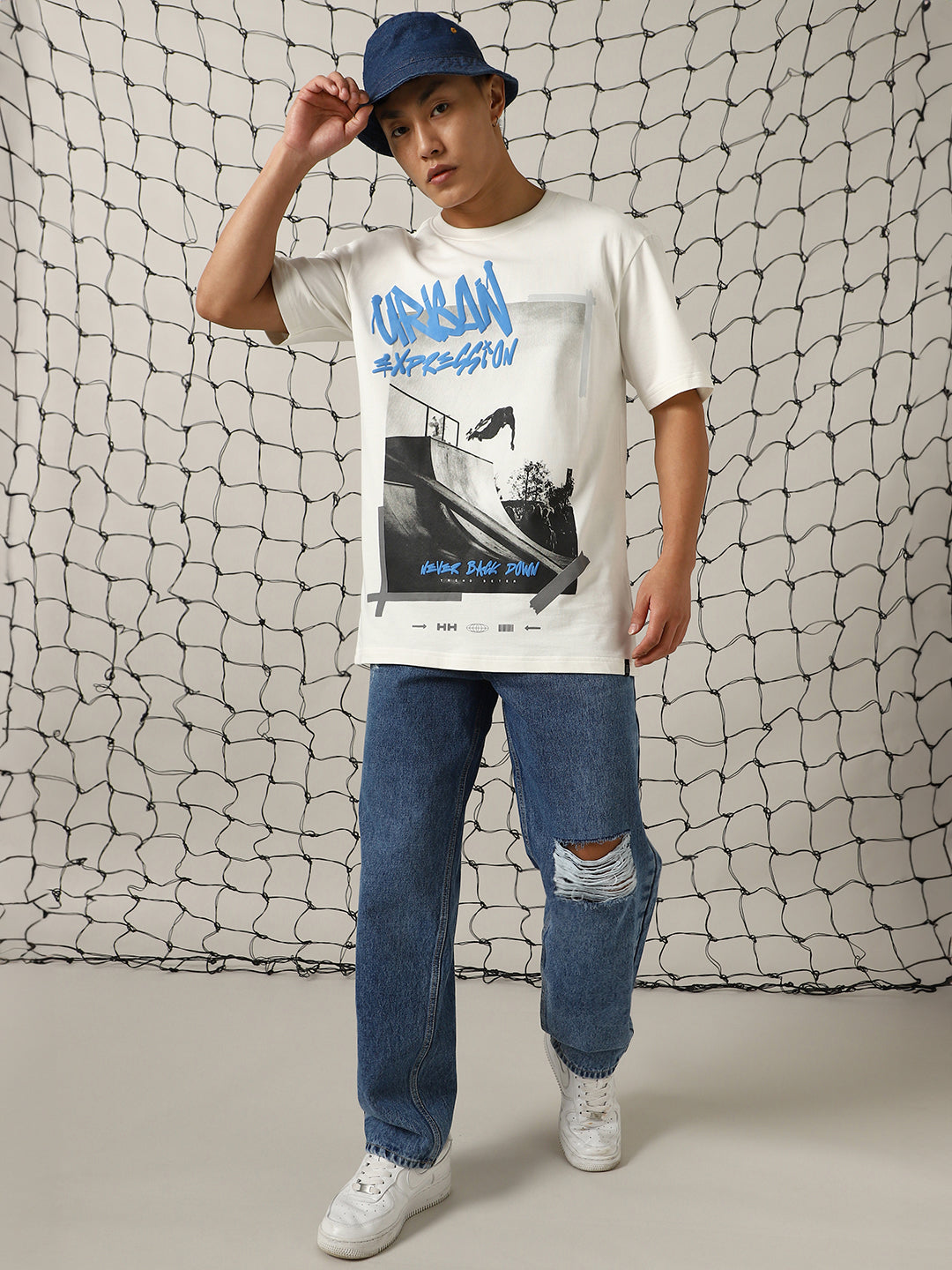 Hubberholme Men Street Graphic Printed Oversize Fit  T-shirt