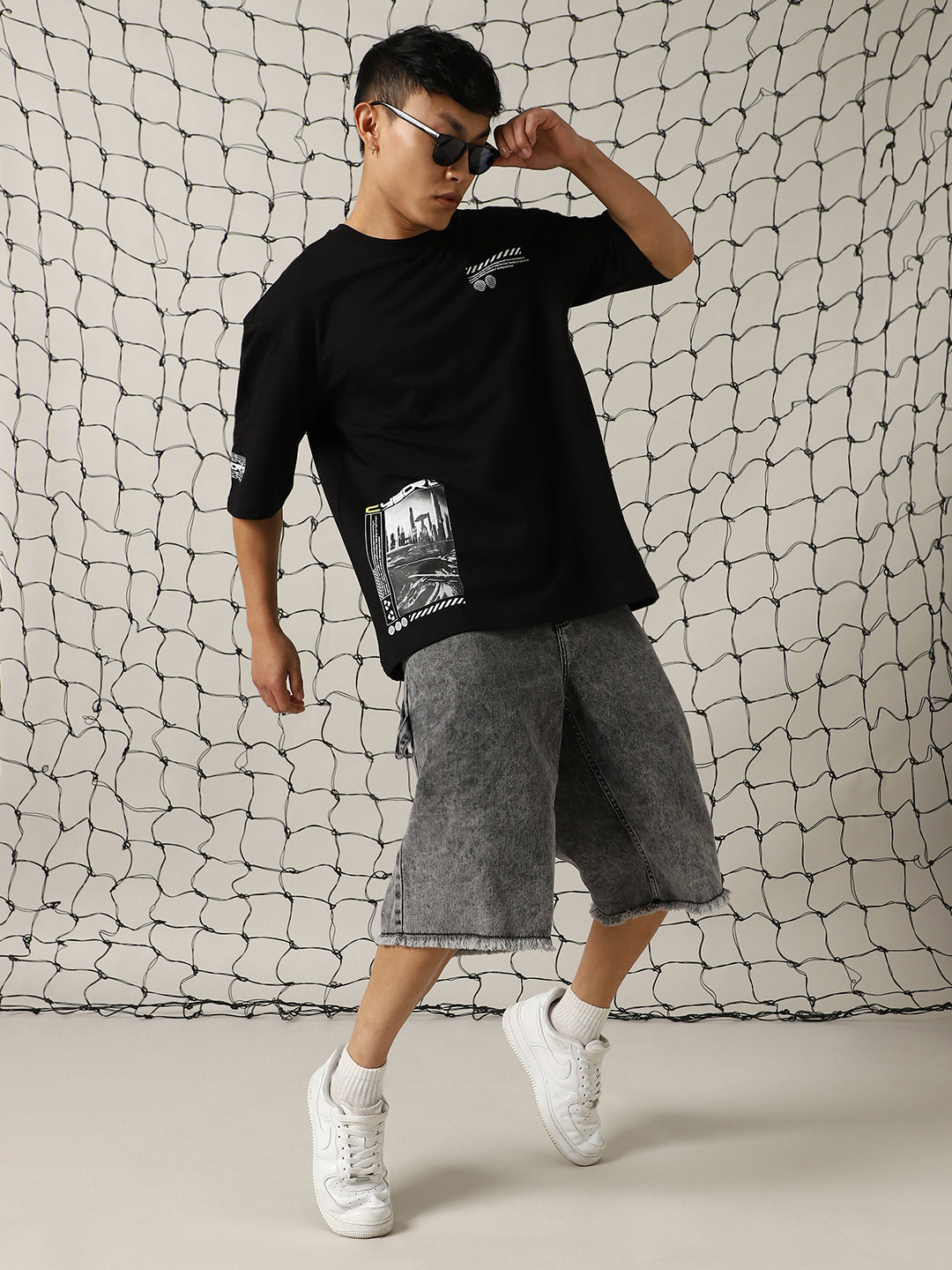 Hubberholme Men Graphic Printed Round Neck Cotton Oversized T-shirt