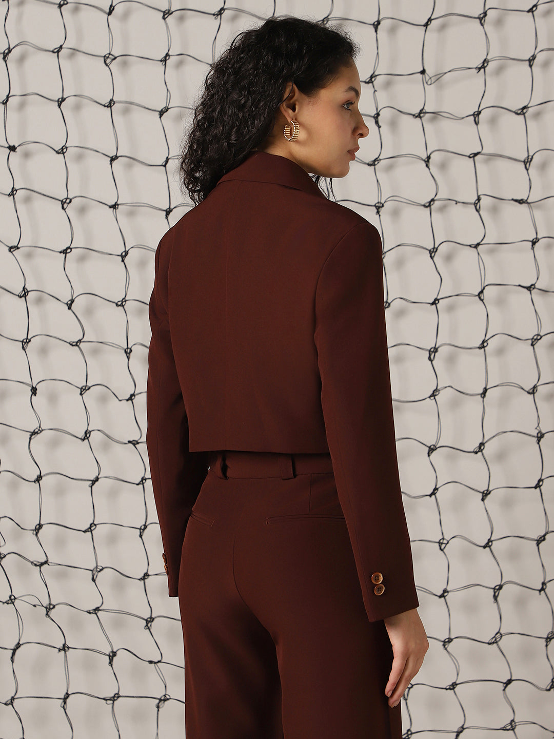 Hubberholme Women Solid Crop length Oversized Notch Lapel Collar Full Sleeve Blazer