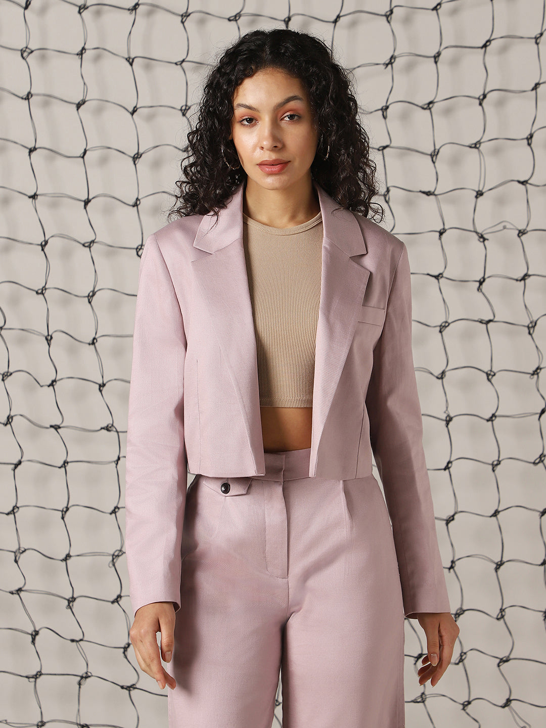 Hubberholme Women Solid Crop length Oversized Notch Lapel Collar Full Sleeve Blazer