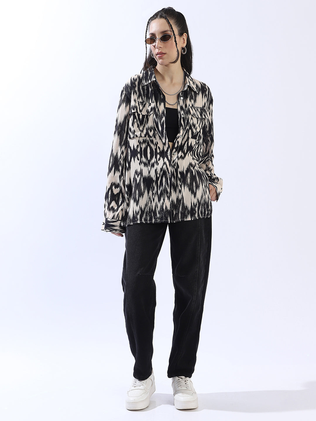 Hubberholme Women Comfort Oversized Fit Abstract Printed Spread Collar Casual Shirt