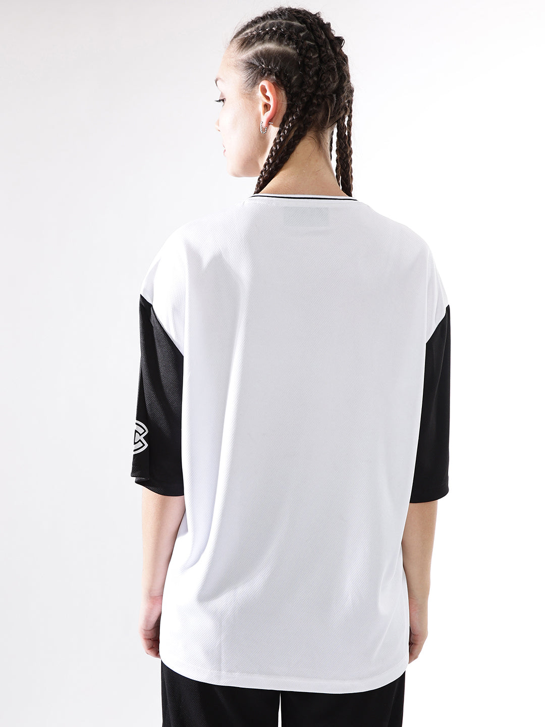 Hubberholme Women Printed Oversized  V neck Half sleeve Tshirts