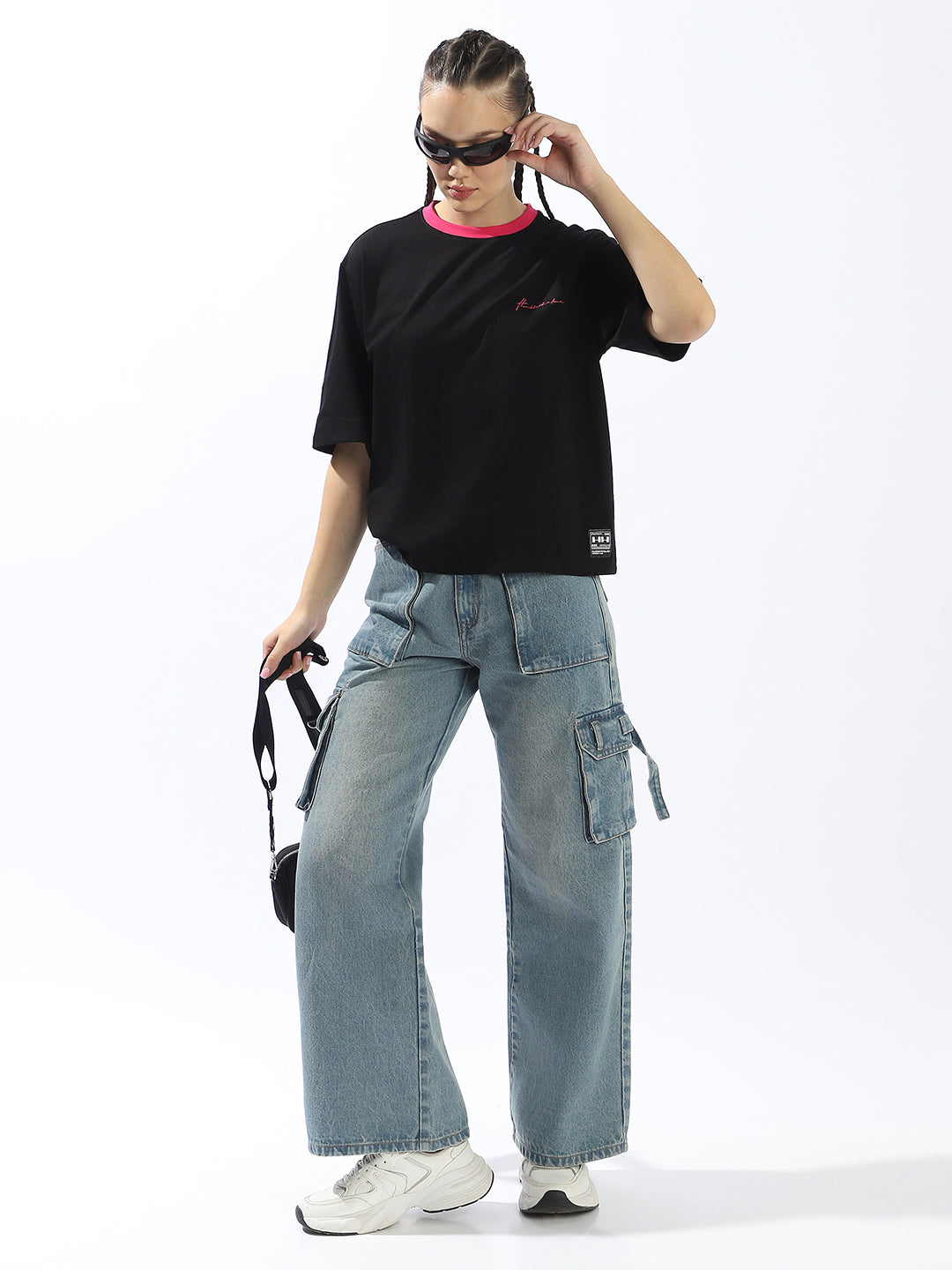 Hubberholme Solid Drop-Shoulder Sleeves Pockets Cotton T-shirt