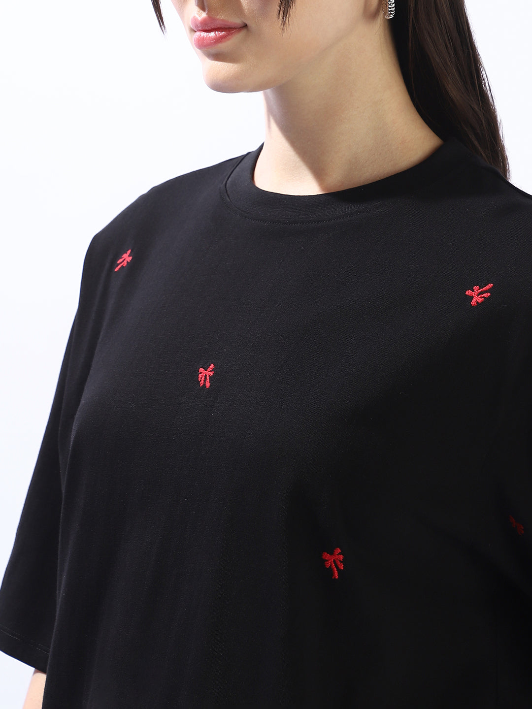 Hubberholme Embroidered Round Neck Short Sleeves Cotton T-shirt