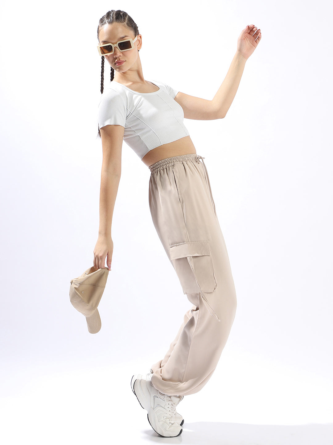 Hubberholme Women Solid Wide Leg Regular High-Rise Straight Trousers