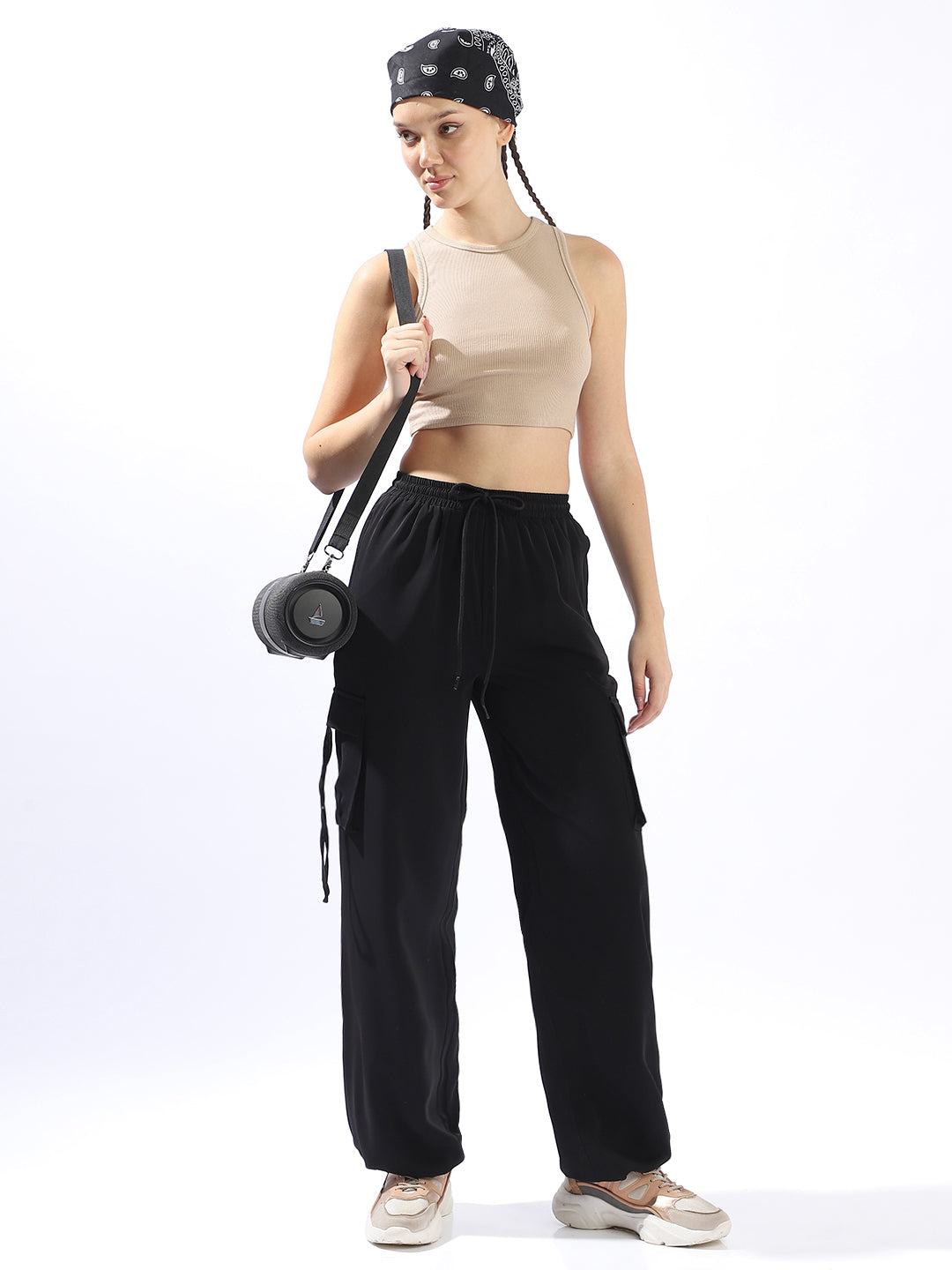 Hubberholme Women Solid Wide Leg Regular High-Rise Straight Trousers