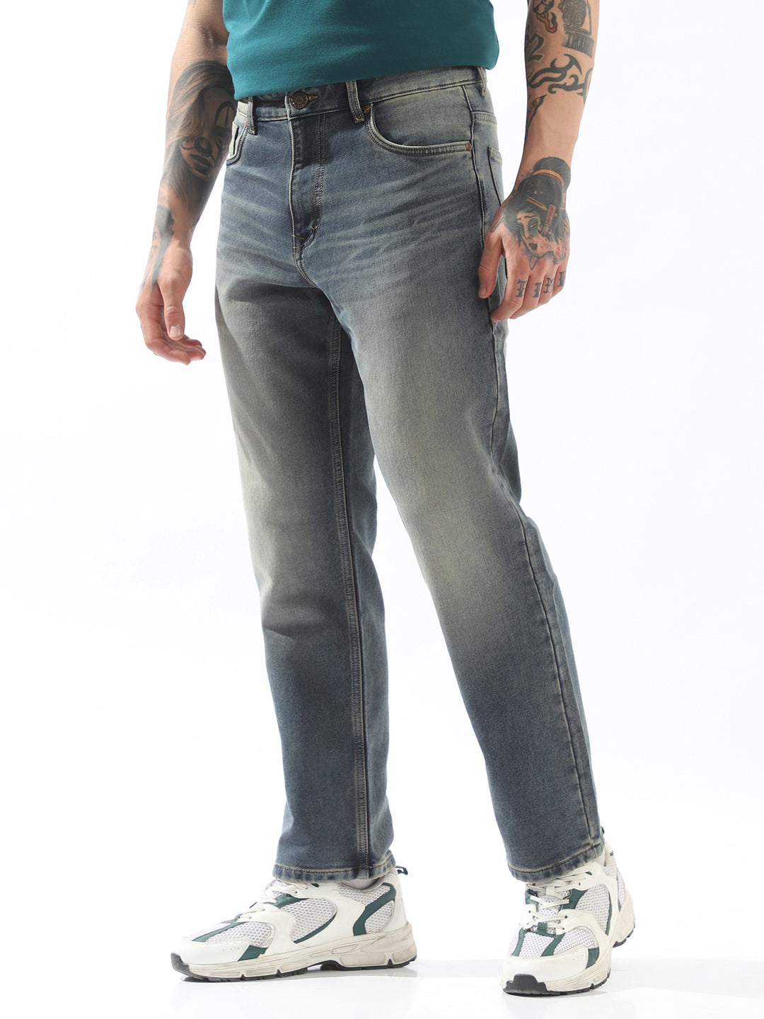 High Star Men Relaxed Straight Fit Mid-Rise Heavy Fade Jeans