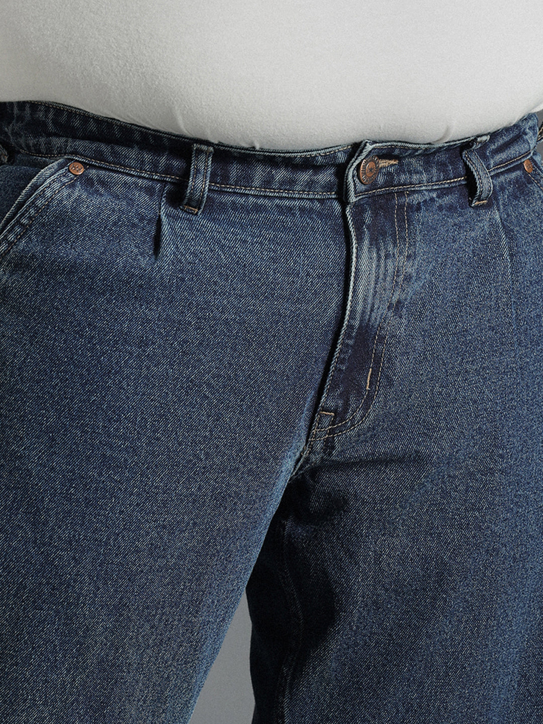 Plus Size Men Mid-Rise Relaxed Fit Light Fade Pure Cotton Jeans
