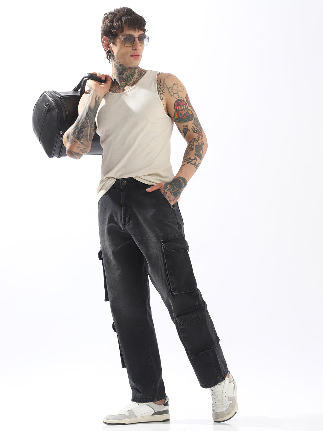 High Star Men Comfort Straight Fit Mid-Rise Jeans
