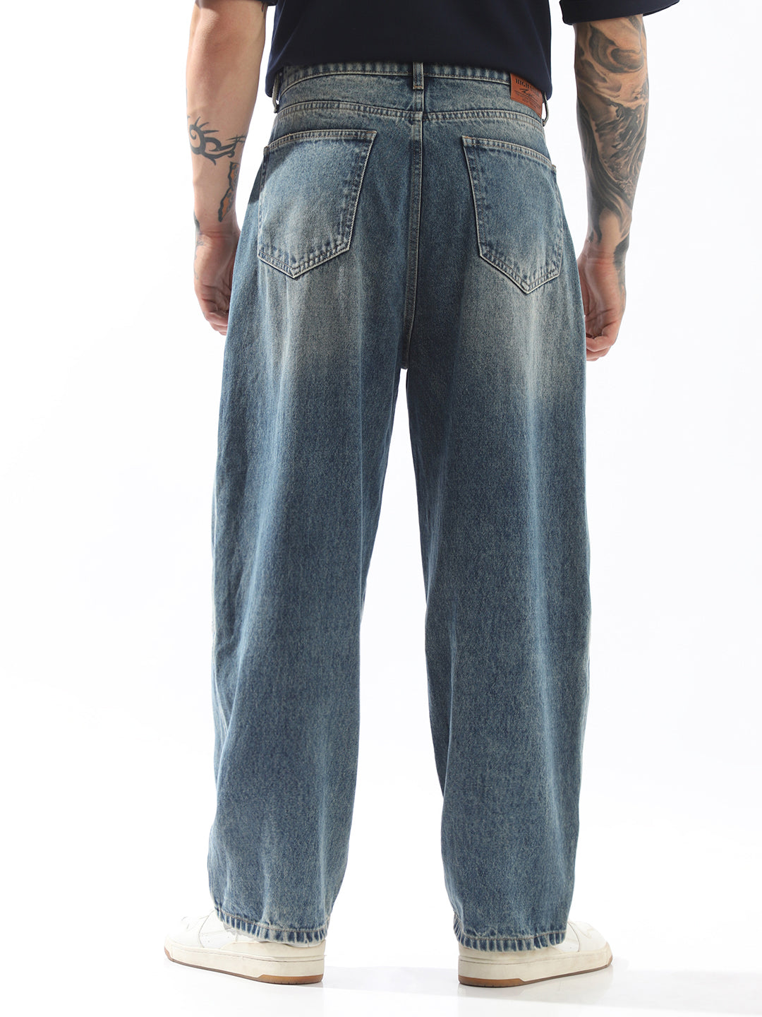 High Star Men Comfort Straight Fit Mid-Rise Heavy Fade Non Stretchable Jeans