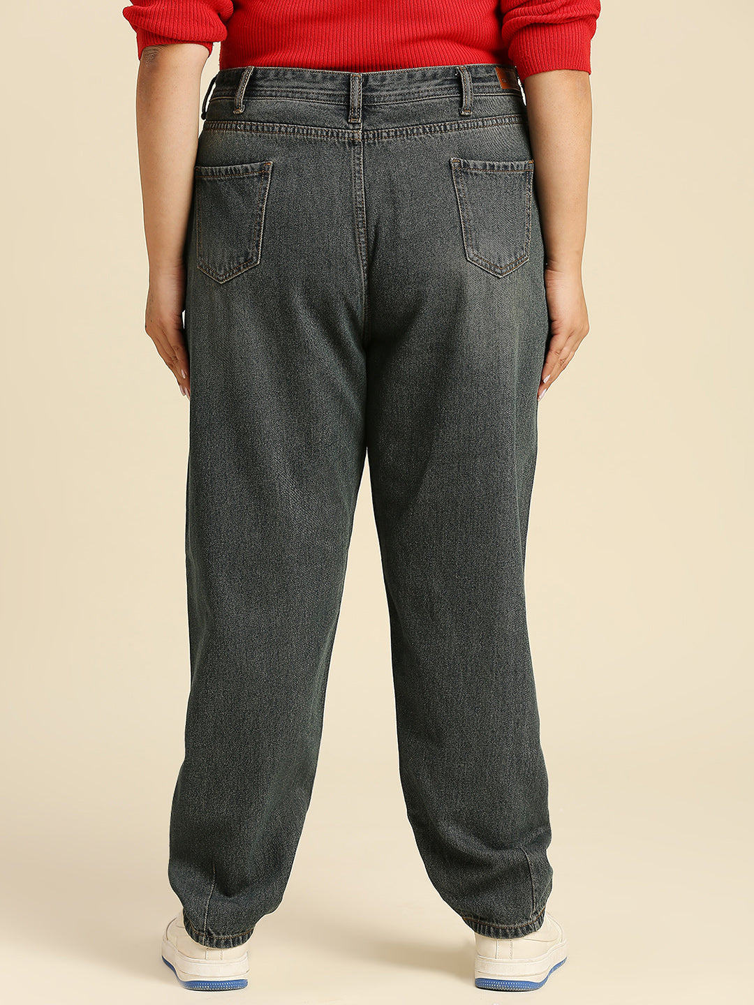 Women Plus Size Comfort Mom Fit Cotton High-Rise Jeans
