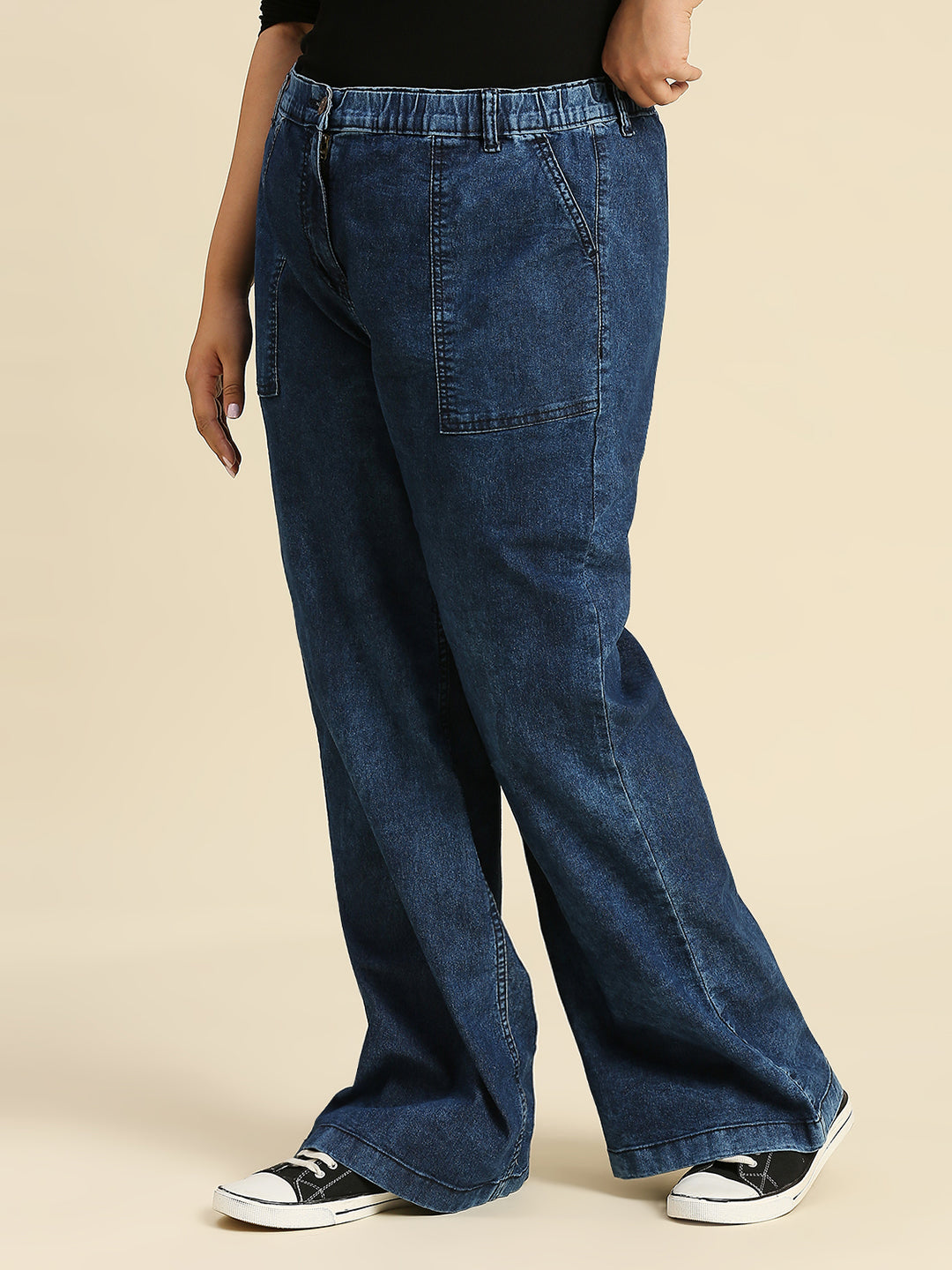 Women Plus Size Comfort Wide Leg High-Rise Light Fade Stretchable Jeans