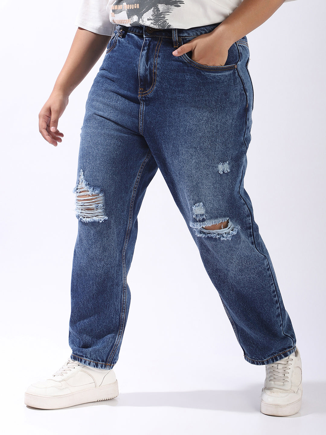 High Star Women Relaxed Mom Fit Distressed High-Rise Light Fade Jeans