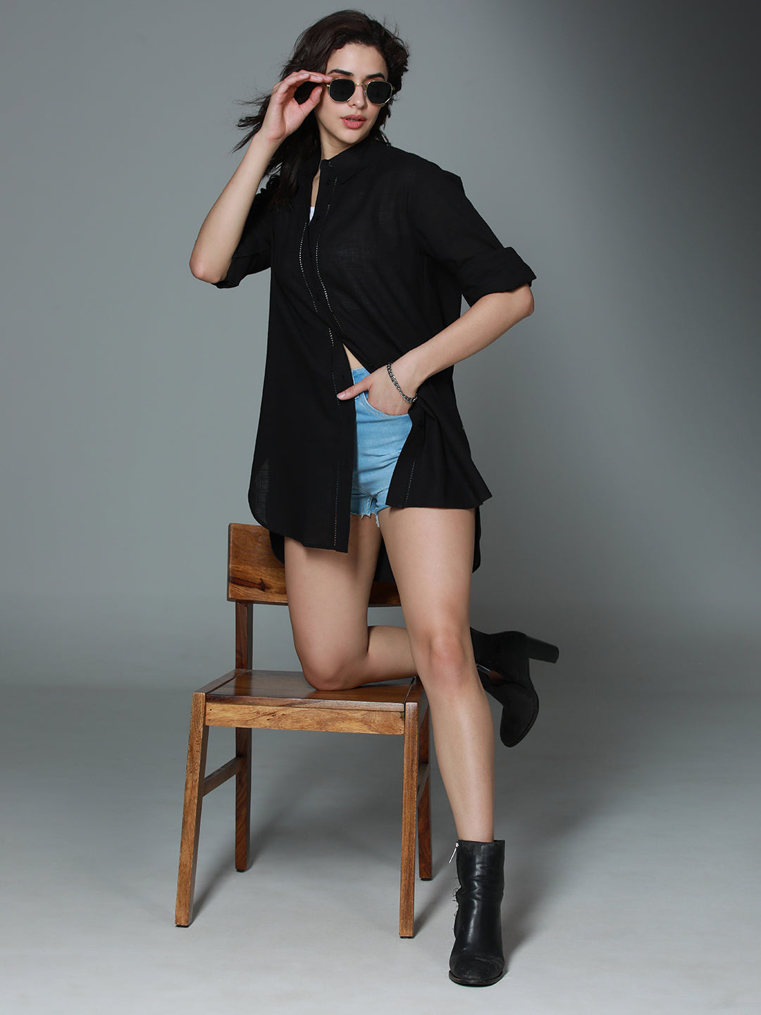Classic Oversized Spread Collar Long Sleeves Casual Shirt