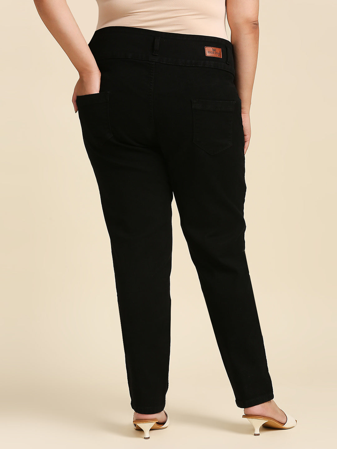 Women Slim Fit High-Rise Clean Look Stretchable Jeans